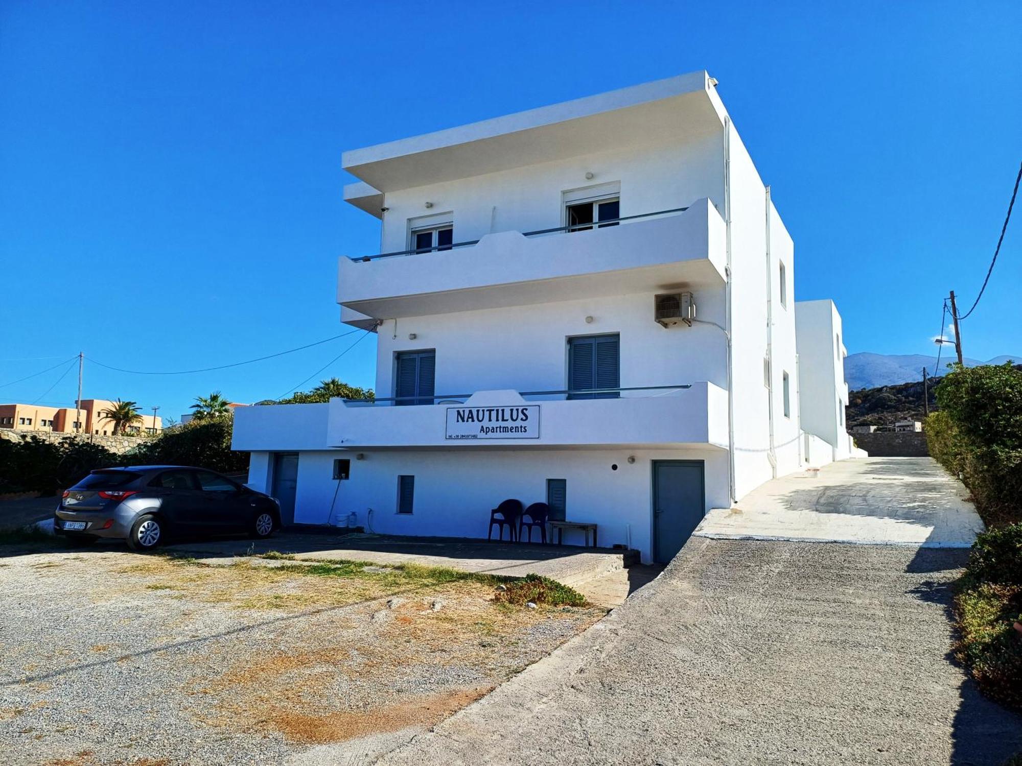 Nautilus Apartments Sissi Eksteriør billede